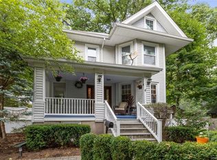 4 Livingston Pl, Nyack, NY 10960