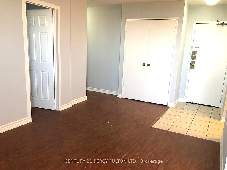 100 Dundalk Dr #805 — Photo 2