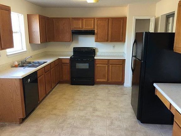4th image of 339 Dahlquist Dr #339