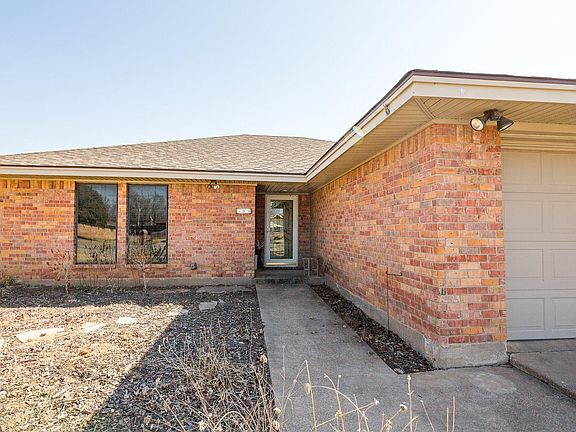 4th image of 309 Windjammer Way