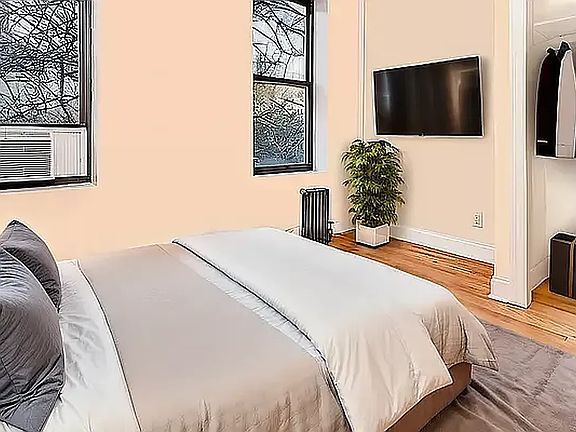 4th image of 131 Avenue C #1D