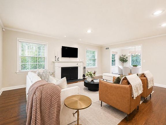 5th image of 7515 Oakhill AVENUE