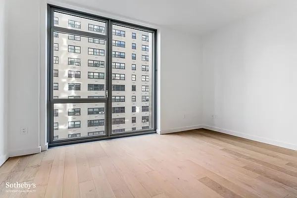 Rented by Sotheby's International Realty | media 33