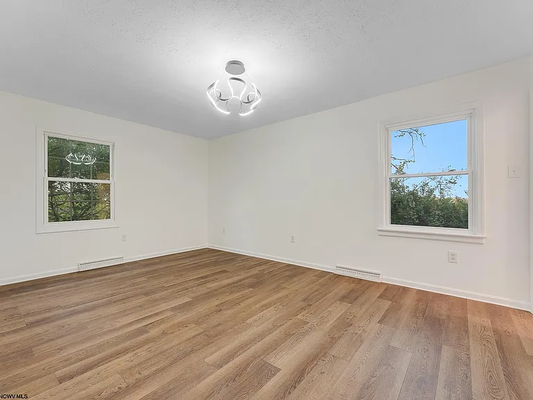 801 Cottonwood St — Photo 9