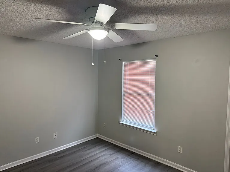 2510 Barnesdale Way — Photo 9