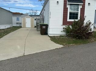 49516 Pine Dr #30, Plymouth, MI