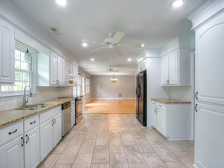 2704 Powhatan Dr — Photo 28