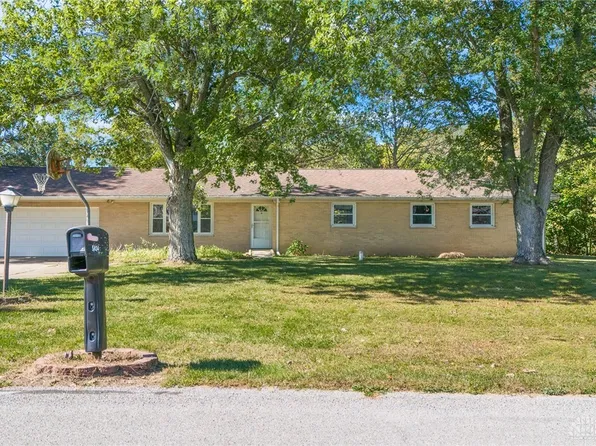 5834 Lake Ave, Greenville, OH 45331