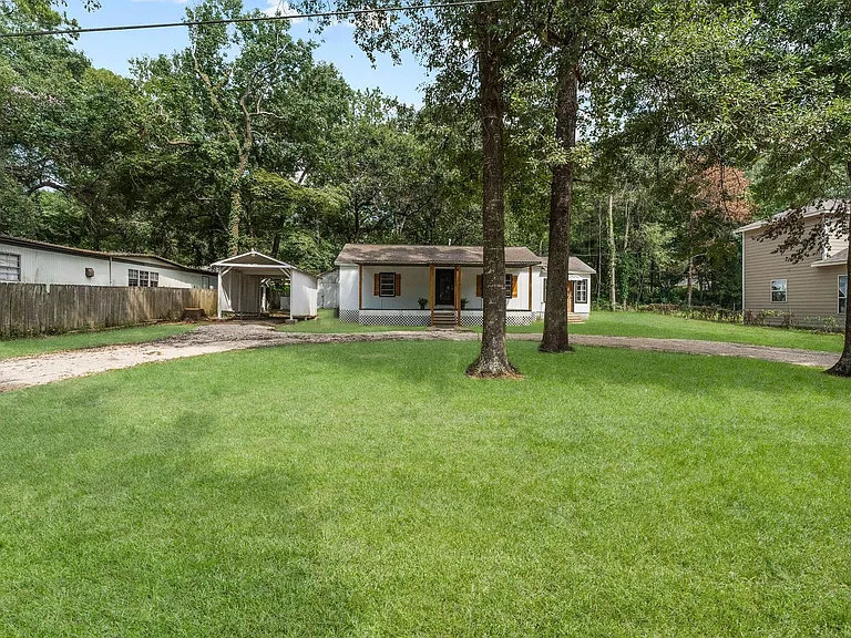 601 Dogwood Trl — Photo 42