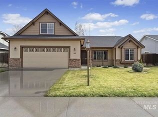 916 N Wolfsburg Ave, Meridian, ID 83642