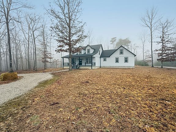 2nd image of 2420 Eagle Rock Rd