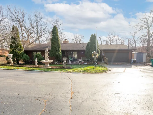 8317 W 119th St, Palos Park, IL 60464
