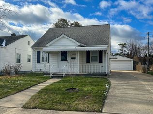 22217 Virginia Ave, Eastpointe, MI 48021