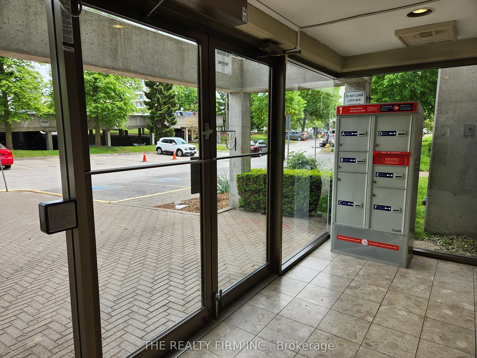 2 bed, $2,000 — Photo 3