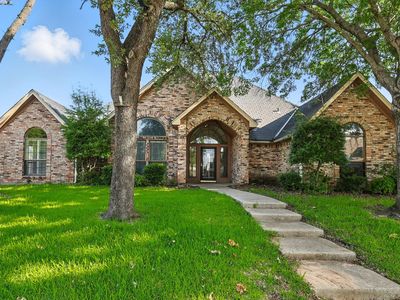 709 Trail Lake Dr, Euless, TX, 76039