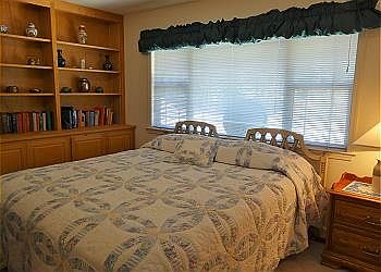 4th image of 8 Moana Cir