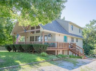 1935 NE Lake Shore Dr, Lees Summit, MO 64086