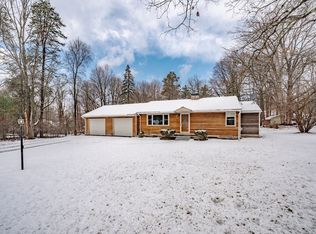 480 Dipping Hole Rd, Wilbraham, MA 01095