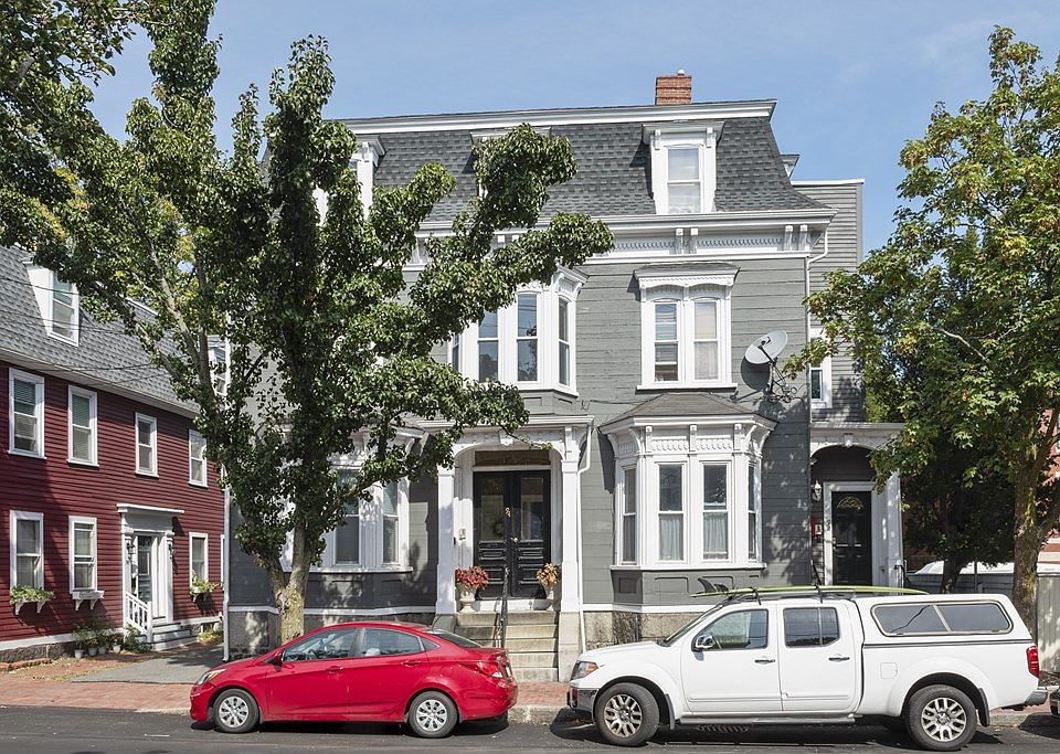 1st image of 94 Essex St #2