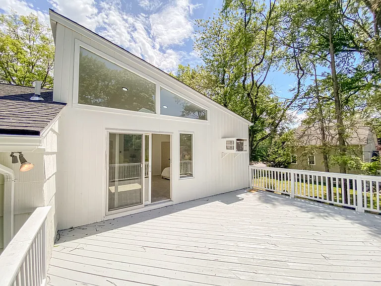 1 Herrick Dr — Photo 39