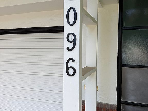 3rd image of 3096 Riverside Blvd #A