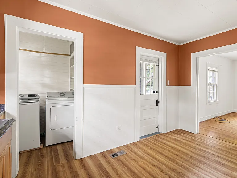 1806 Green St — Photo 11