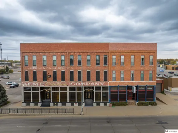 109 N Burlington Ave, Hastings, NE 68901