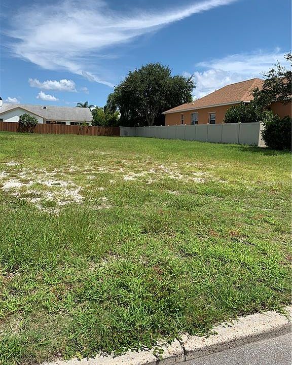 1st image of 343 7th Ave N
