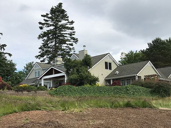 3rd image of 38316 Champion Ln NE