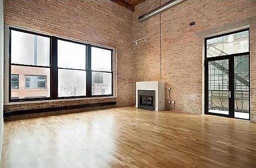 5th image of 2303 S Michigan Ave APT 301