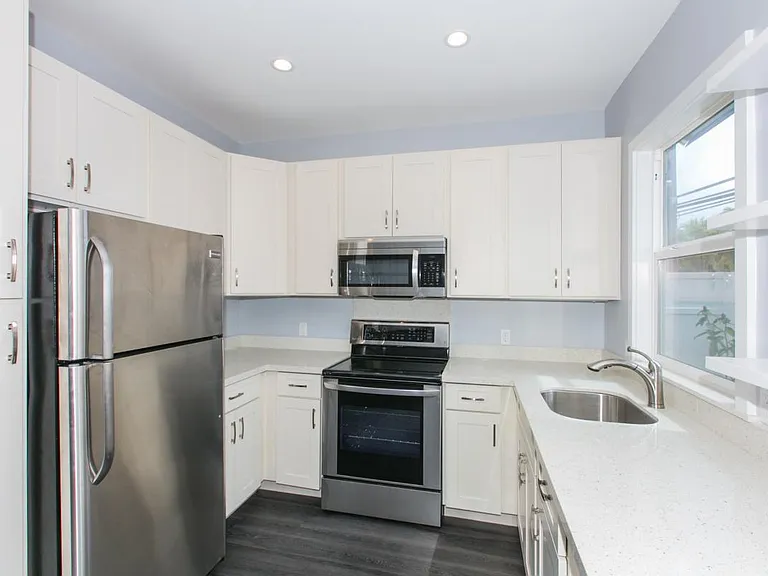 837 N Kalaheo Ave — Photo 7
