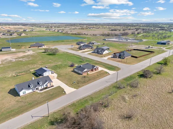 134 Stone Canyon Dr, Rhome, TX 76078