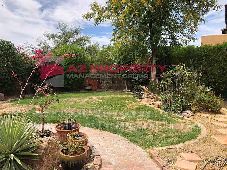 12439 W Morning Vista Ln — Photo 21