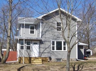 517 Bentley St, Eaton Rapids, MI 48827