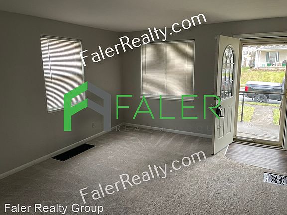 3rd image of 2622 Wayland Ave