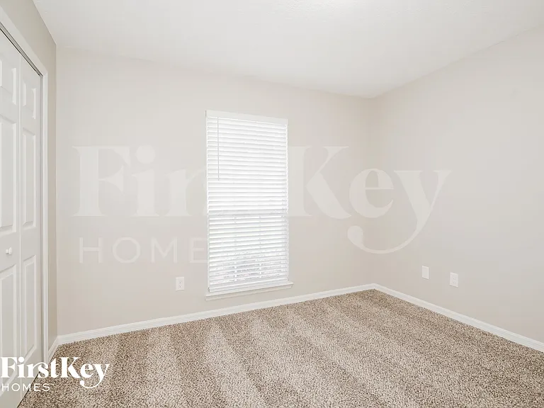 1814 Weston Cir — Photo 12
