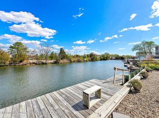 30 Lake Saint Claire Dr, Little Egg Harbor, NJ 08087