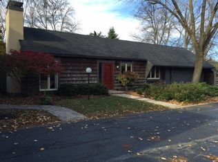 2111 2nd Pl, Kenosha, WI 53140