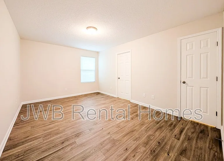 8039 Vining St — Photo 5