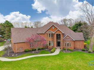 449 Strathaven Dr, Findlay, OH 45840