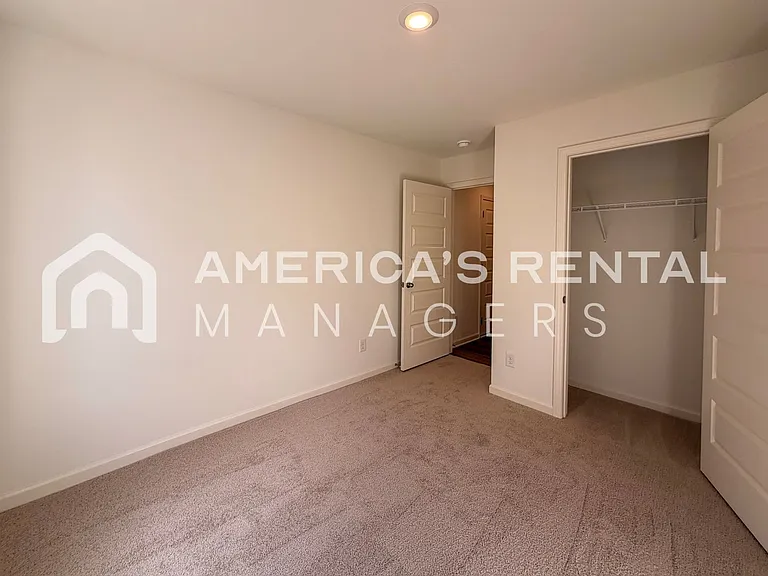 2126 Addison Way SW — Photo 19