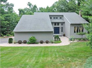 45 Eliot Dr, Vernon, CT 06066
