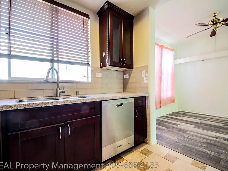 460 Navaro Way #112 — Photo 8
