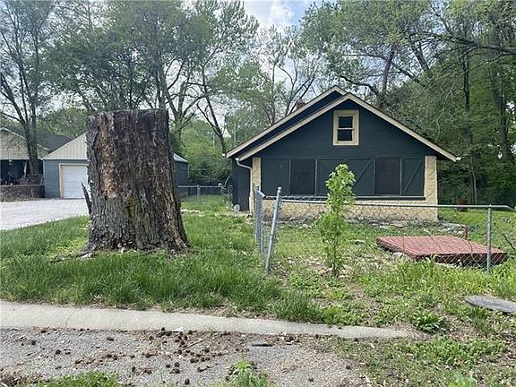2nd image of 2704 N 33rd St