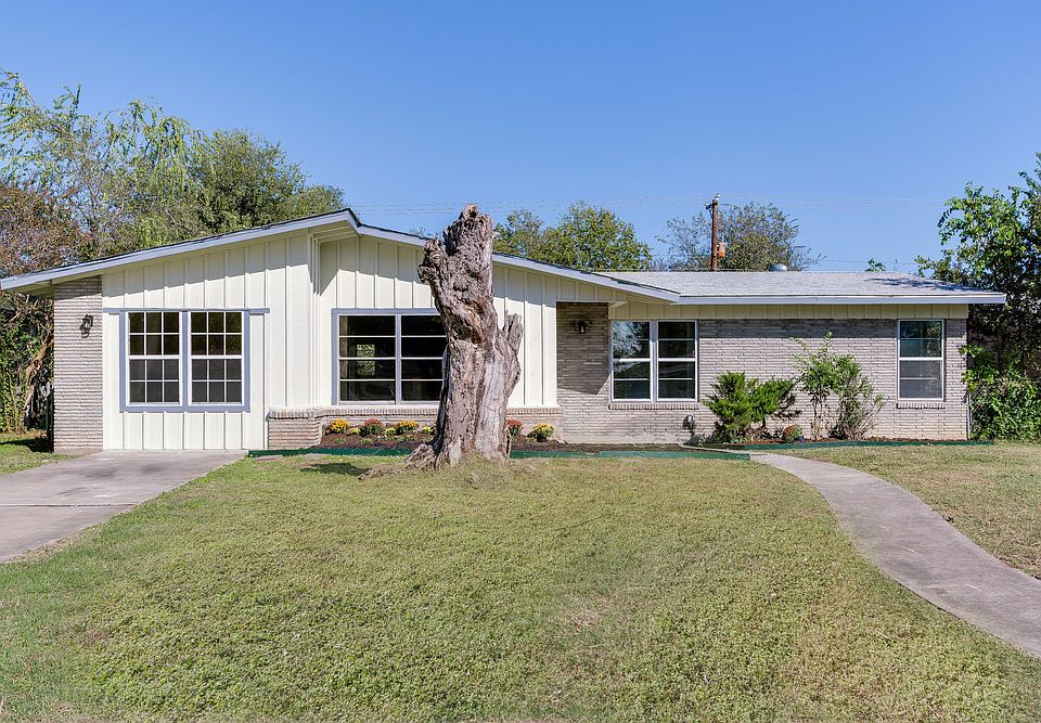 1st image of 343 Craigmont Ln
