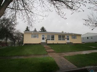 1000 S Grandview Ave, Sioux Falls, SD 57103