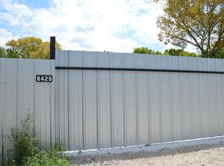 8425 McGee Ln, Houston, TX 77071