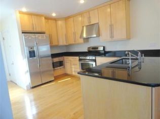 21 Russell St #2, Brookline, MA 02446