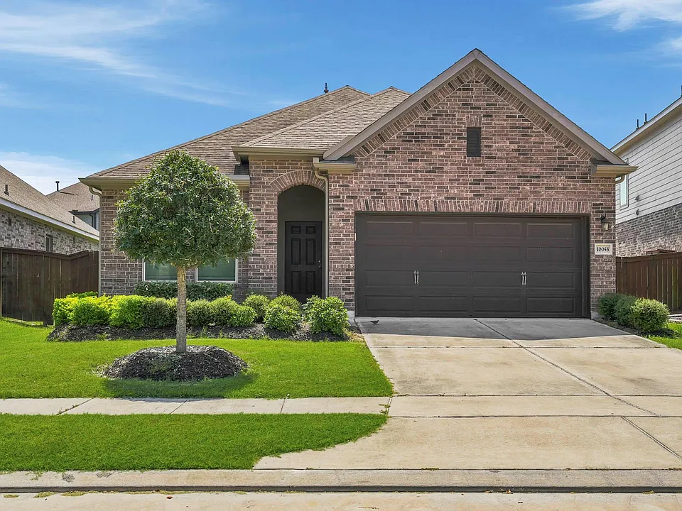 10055 Napier Dr