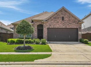 10055 Napier Dr, Iowa Colony, TX 77583